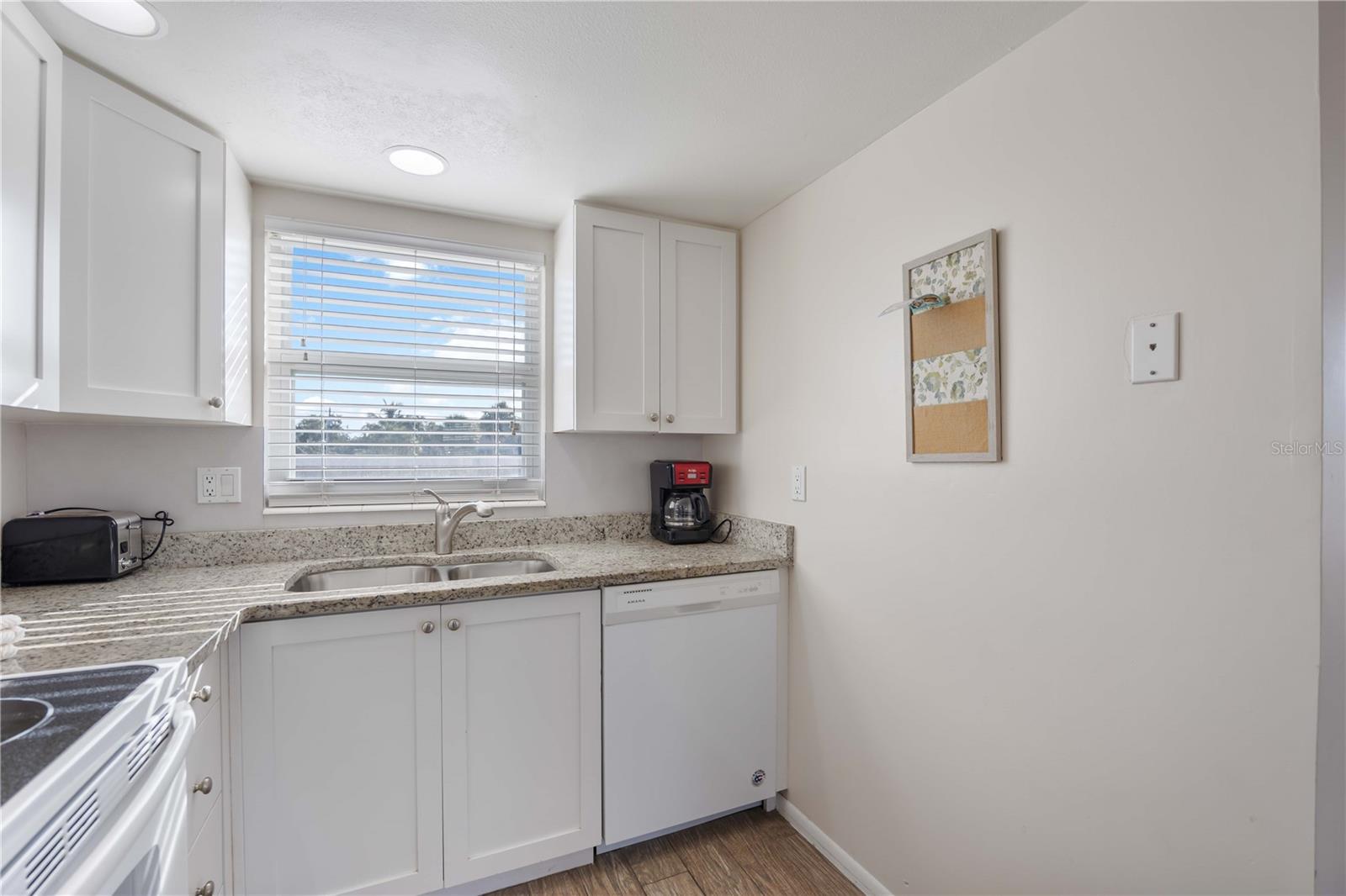 ISLAND HOUSE - Residential