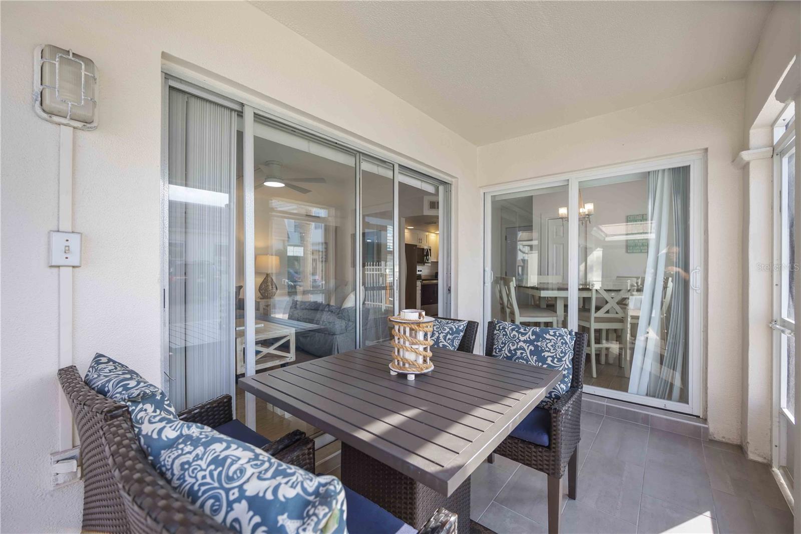 ISLAND HOUSE - Residential