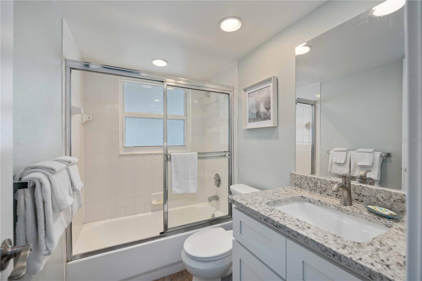 ISLAND HOUSE - Residential