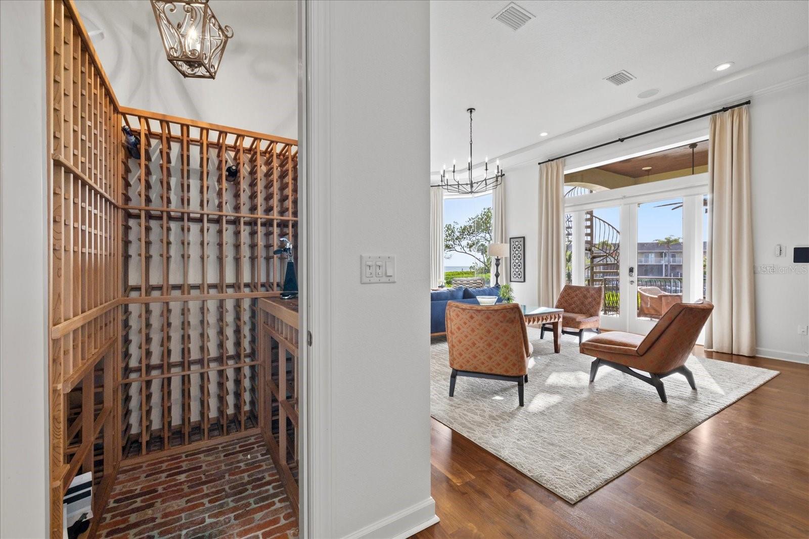 THE RESERVE OF OLD TAMPA BAY - Residential