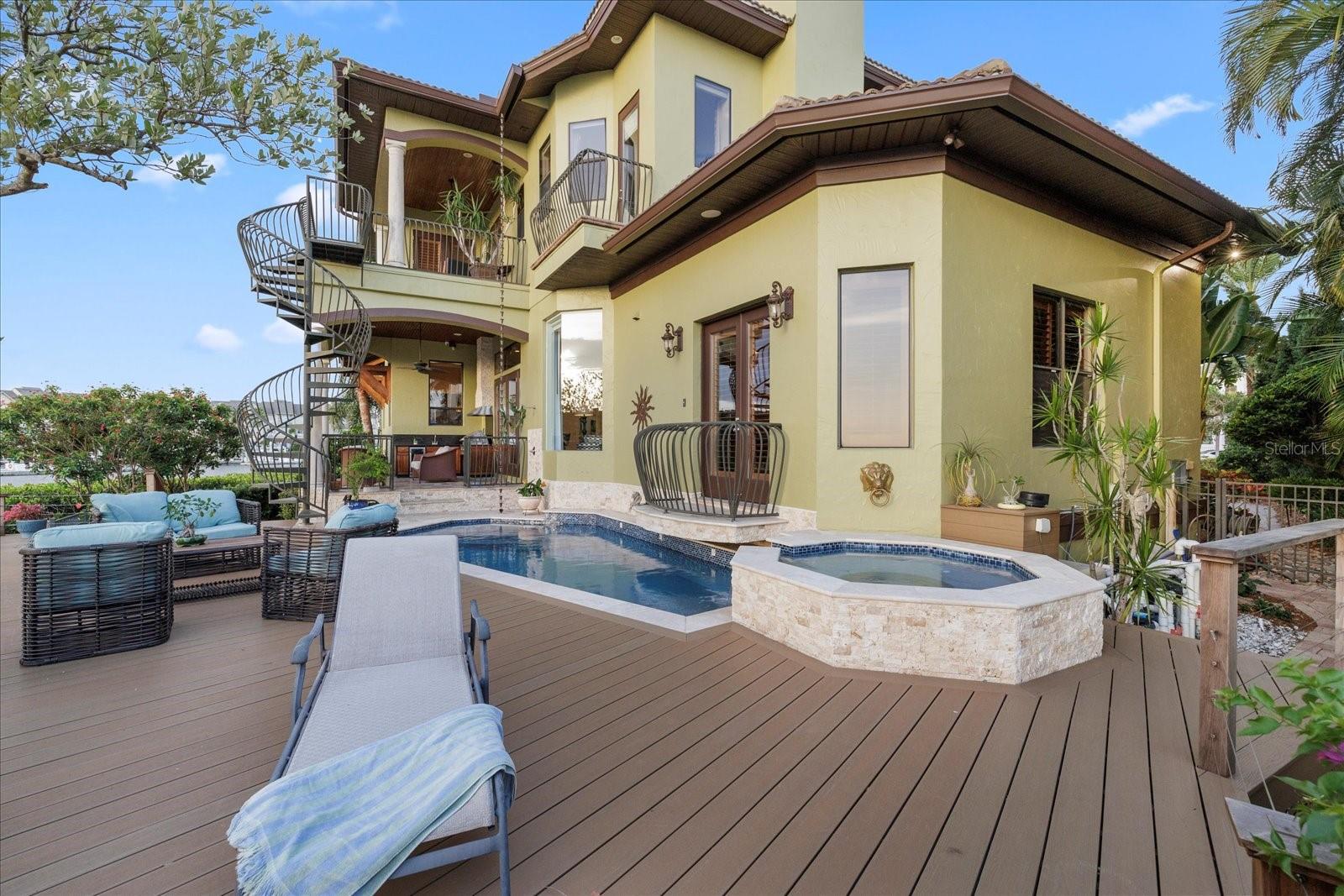 THE RESERVE OF OLD TAMPA BAY - Residential