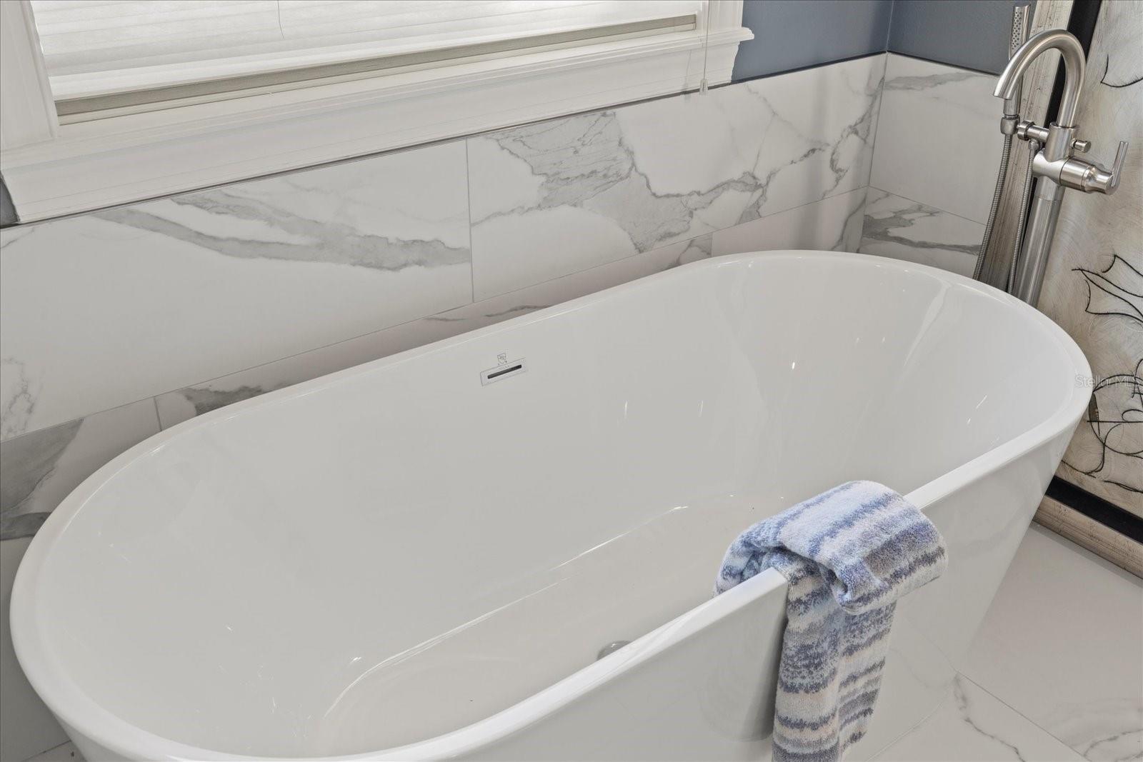 THE RESERVE OF OLD TAMPA BAY - Residential