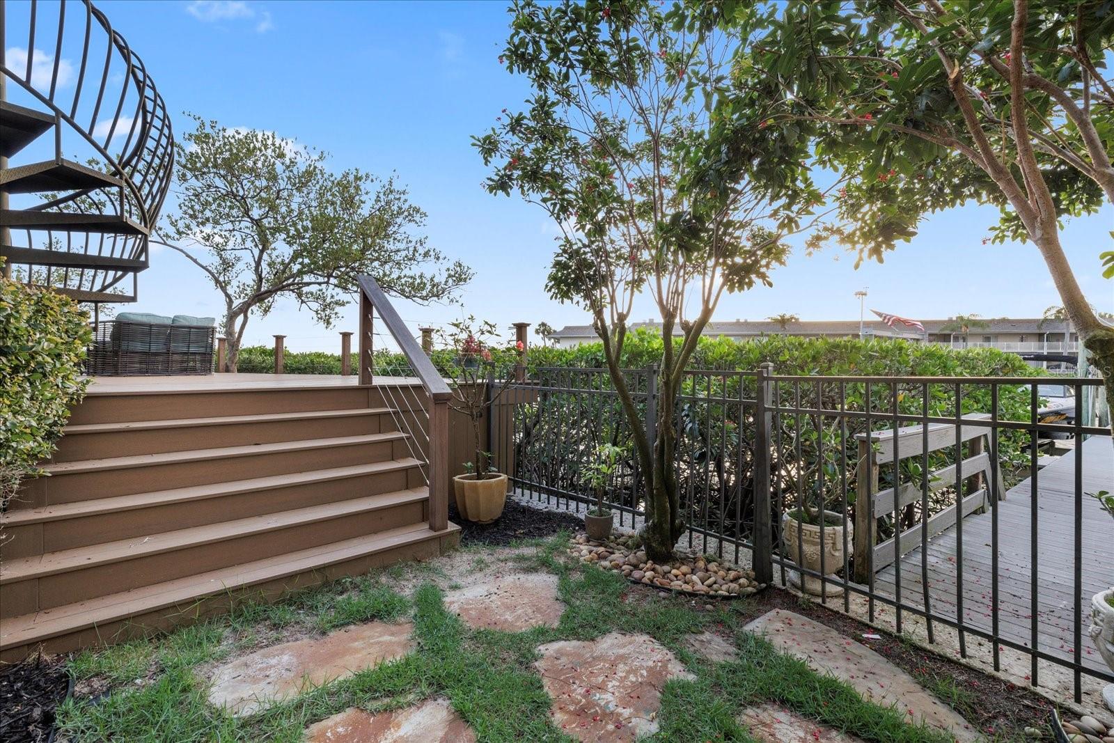 THE RESERVE OF OLD TAMPA BAY - Residential