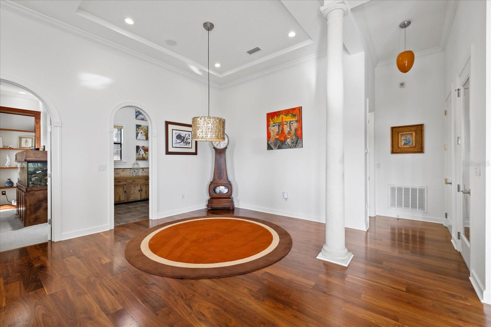 THE RESERVE OF OLD TAMPA BAY - Residential