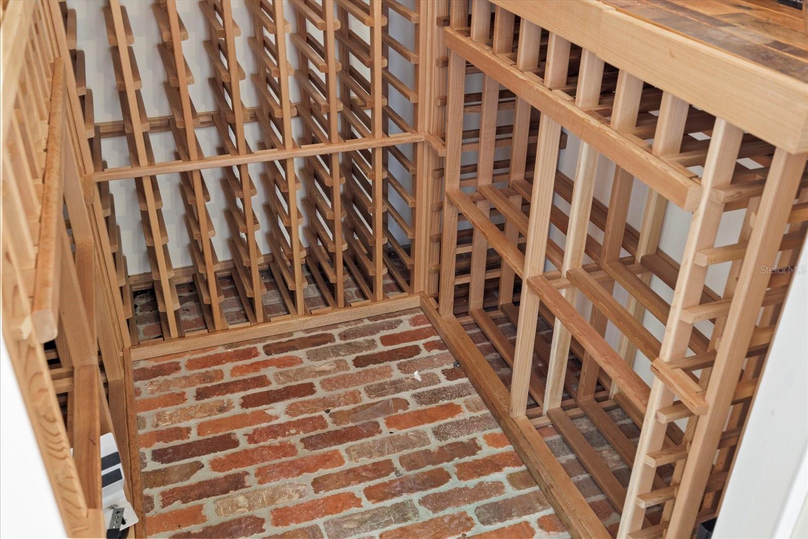 THE RESERVE OF OLD TAMPA BAY - Residential