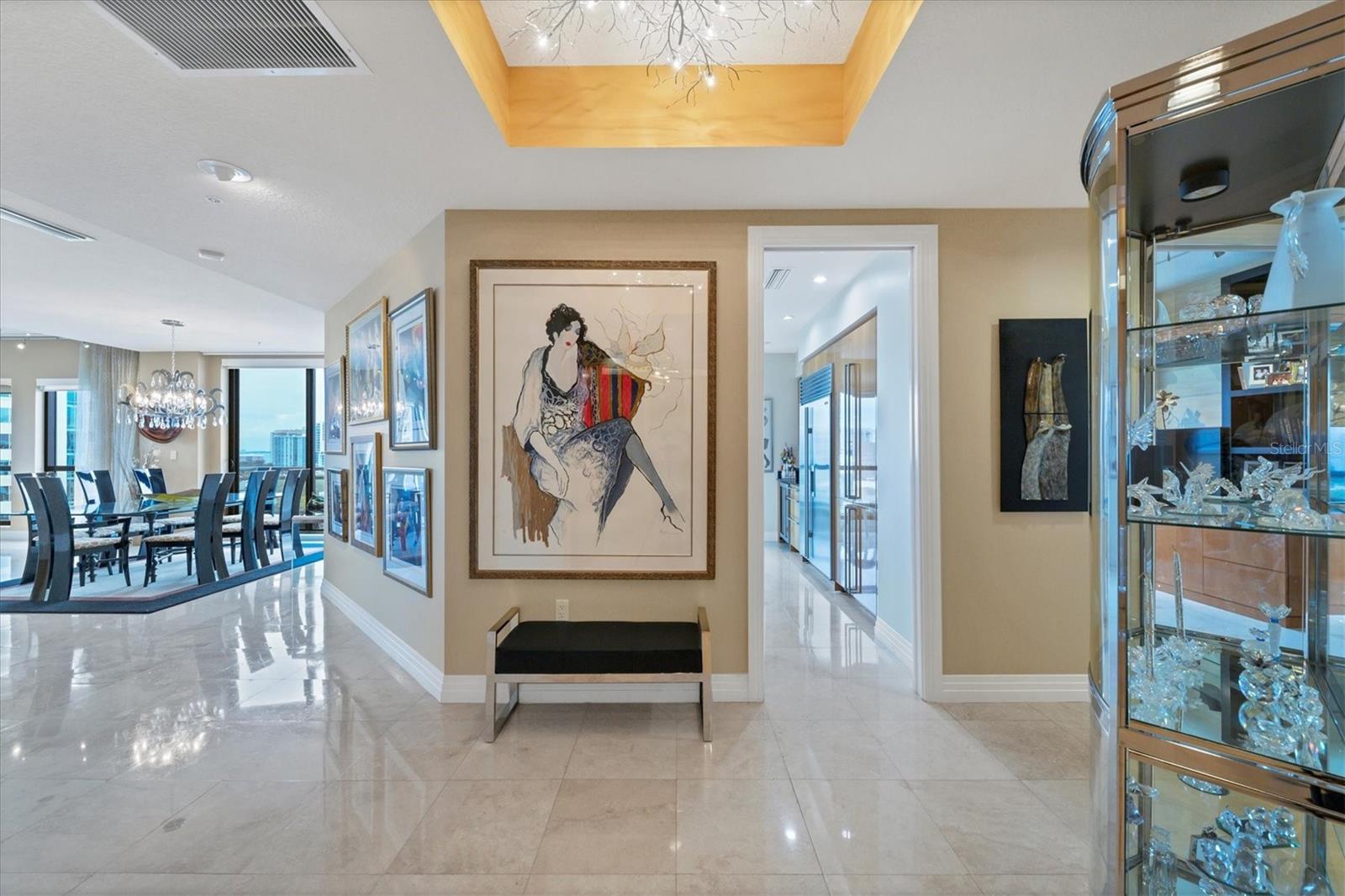 THE SAVOY ON PALM - Residential