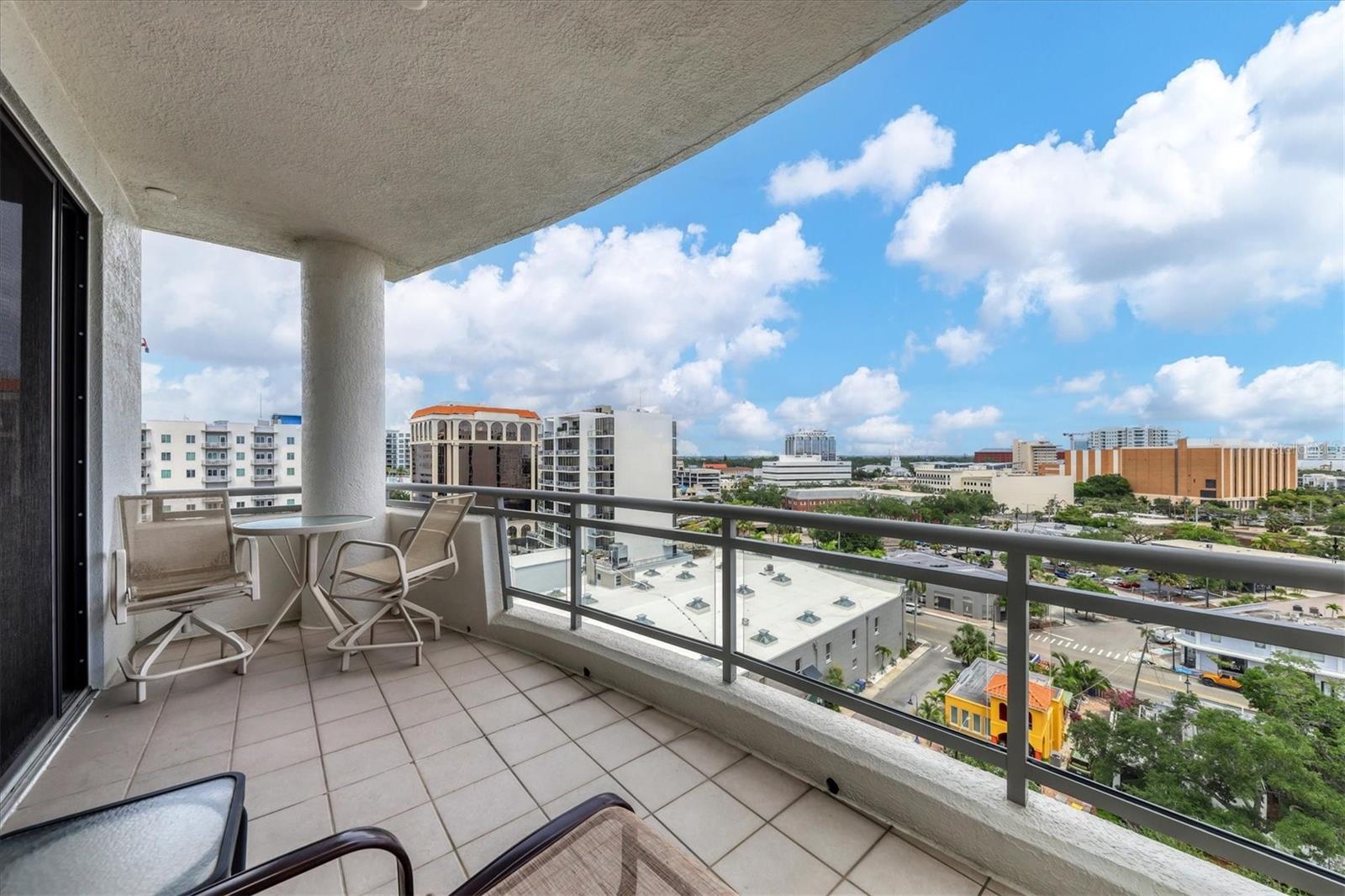 THE SAVOY ON PALM - Residential