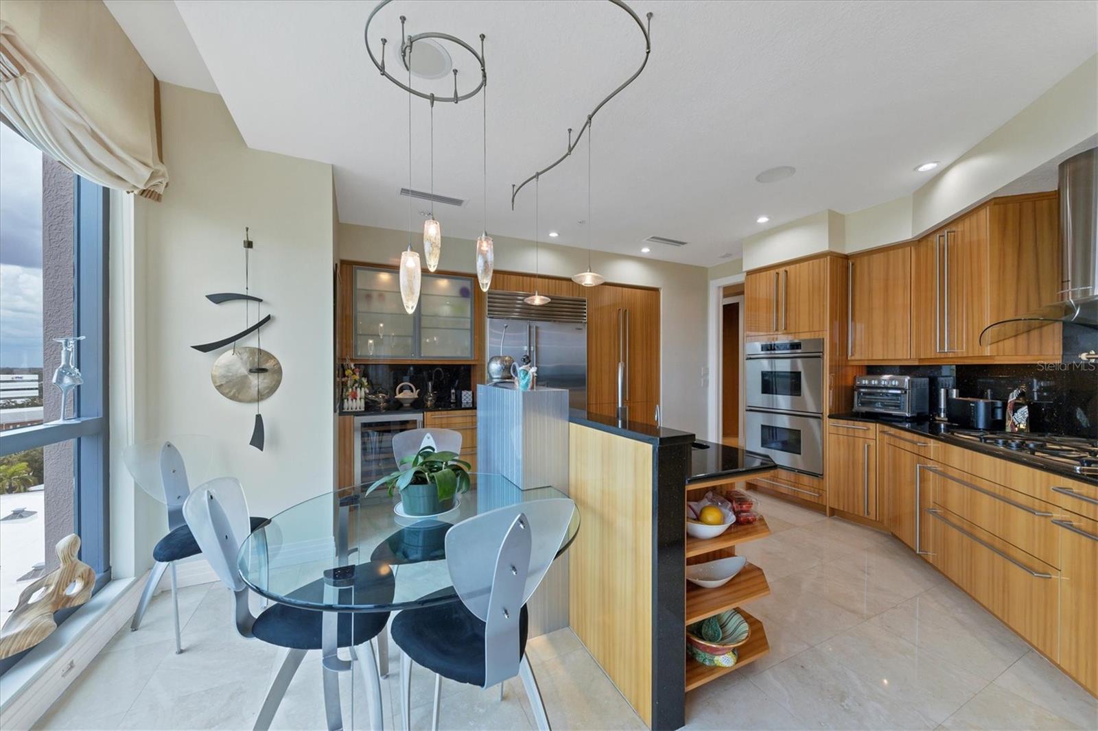 THE SAVOY ON PALM - Residential