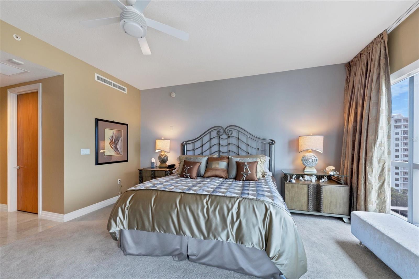 THE SAVOY ON PALM - Residential