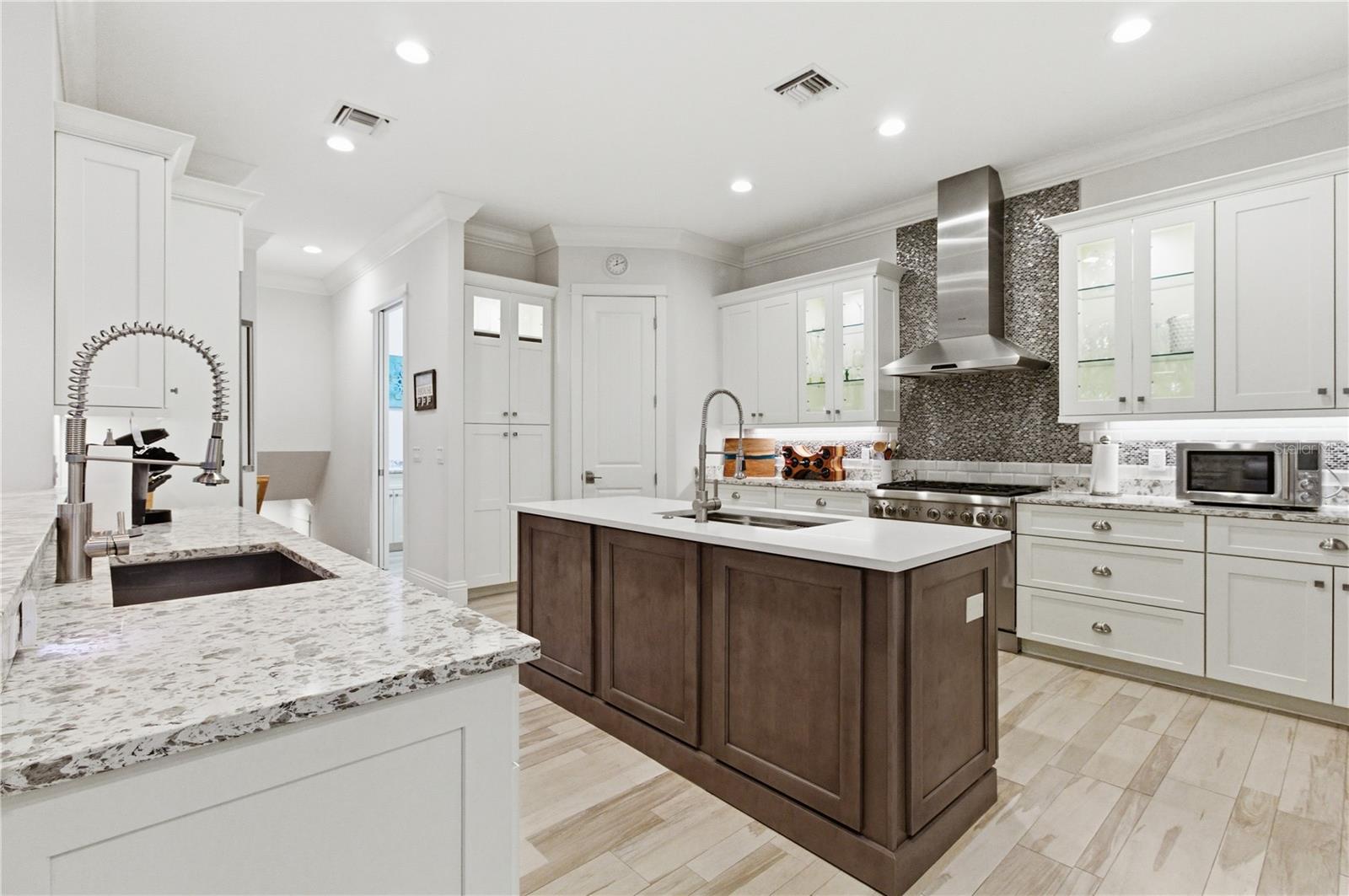 SIESTA REV OF - Residential