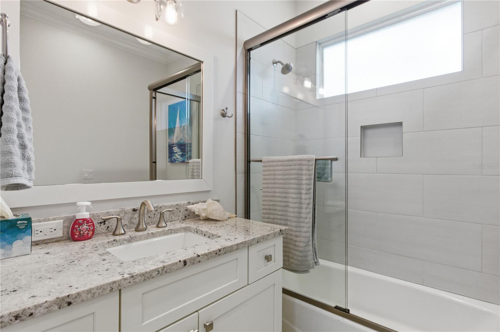 SIESTA REV OF - Residential