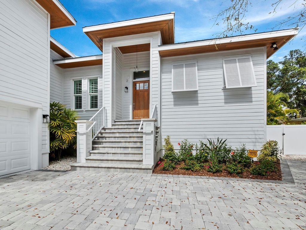 Photo of 3919 Roberts Point Road, Sarasota, FL 34242 (MLS # A4678156)