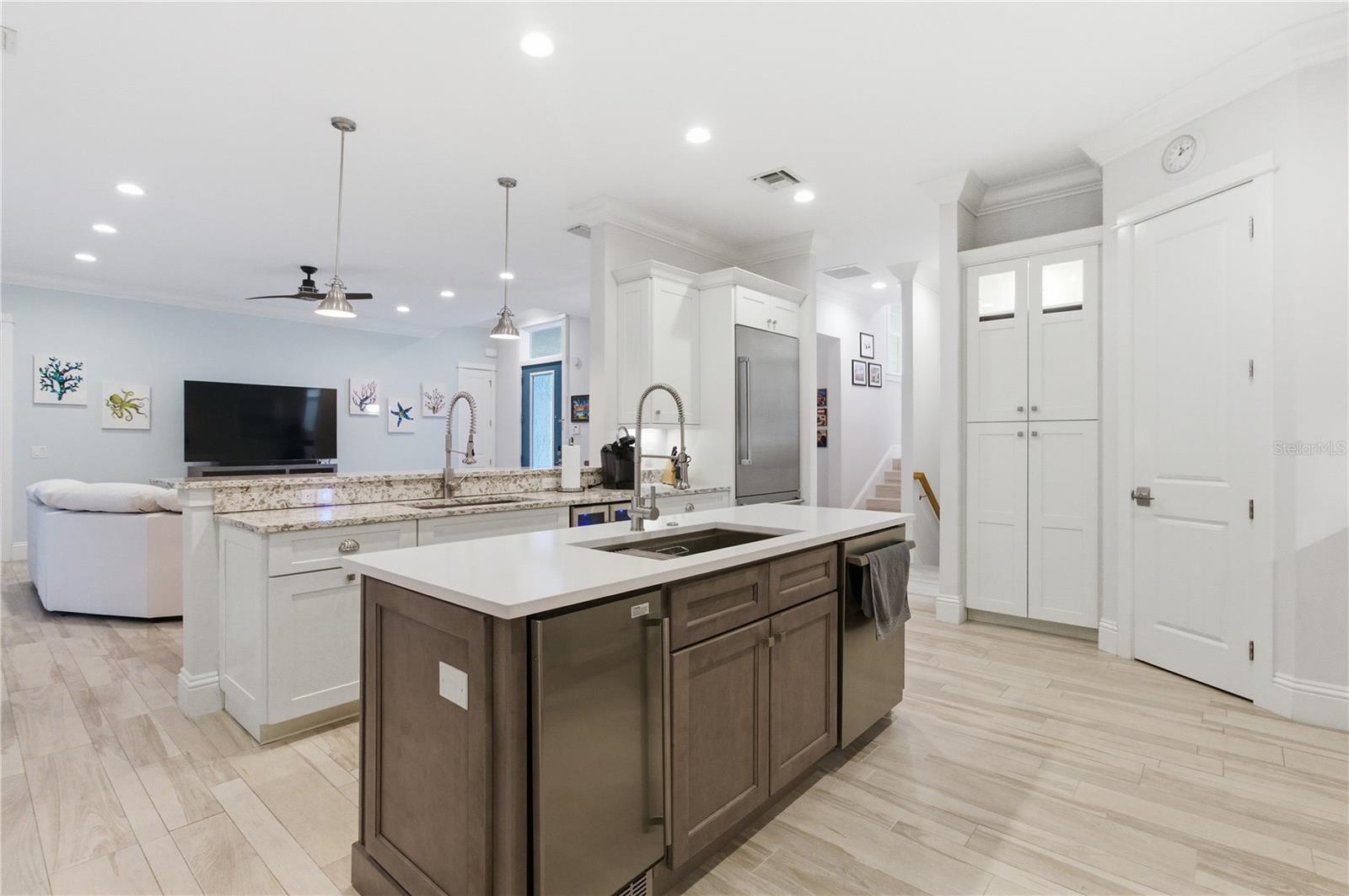 SIESTA REV OF - Residential