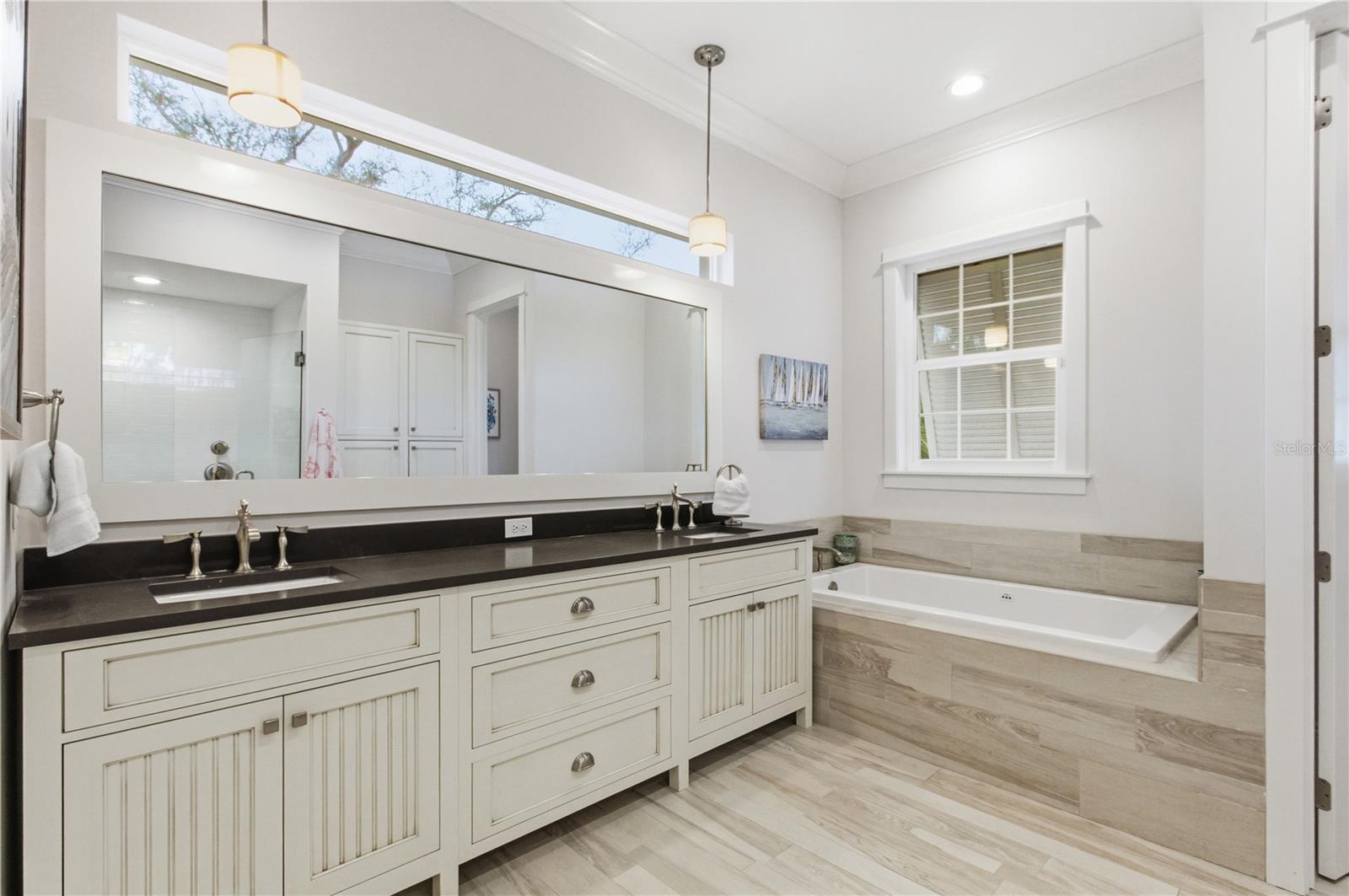 SIESTA REV OF - Residential