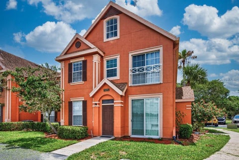 Photo of 9356 Lake Chase Island Way, Tampa, FL 33626 (MLS # TB8515779)