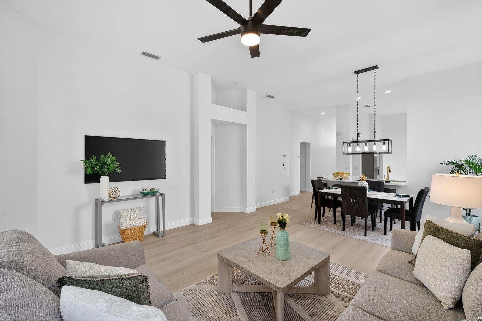 WHITEBRIDGE COURT UNIT II - Residential