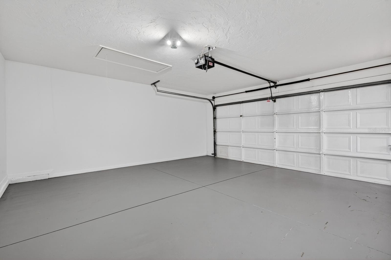 WHITEBRIDGE COURT UNIT II - Residential