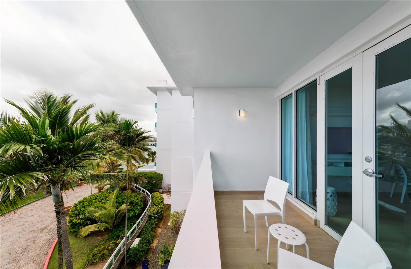 1 LOS ROSALES STREET 301, 302, 303