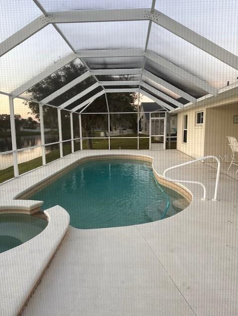 WATERS EDGE PH 08 - Residential