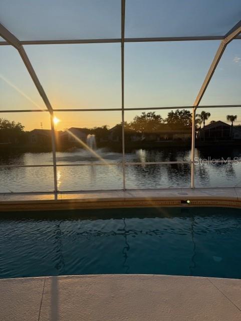 WATERS EDGE PH 08 - Residential