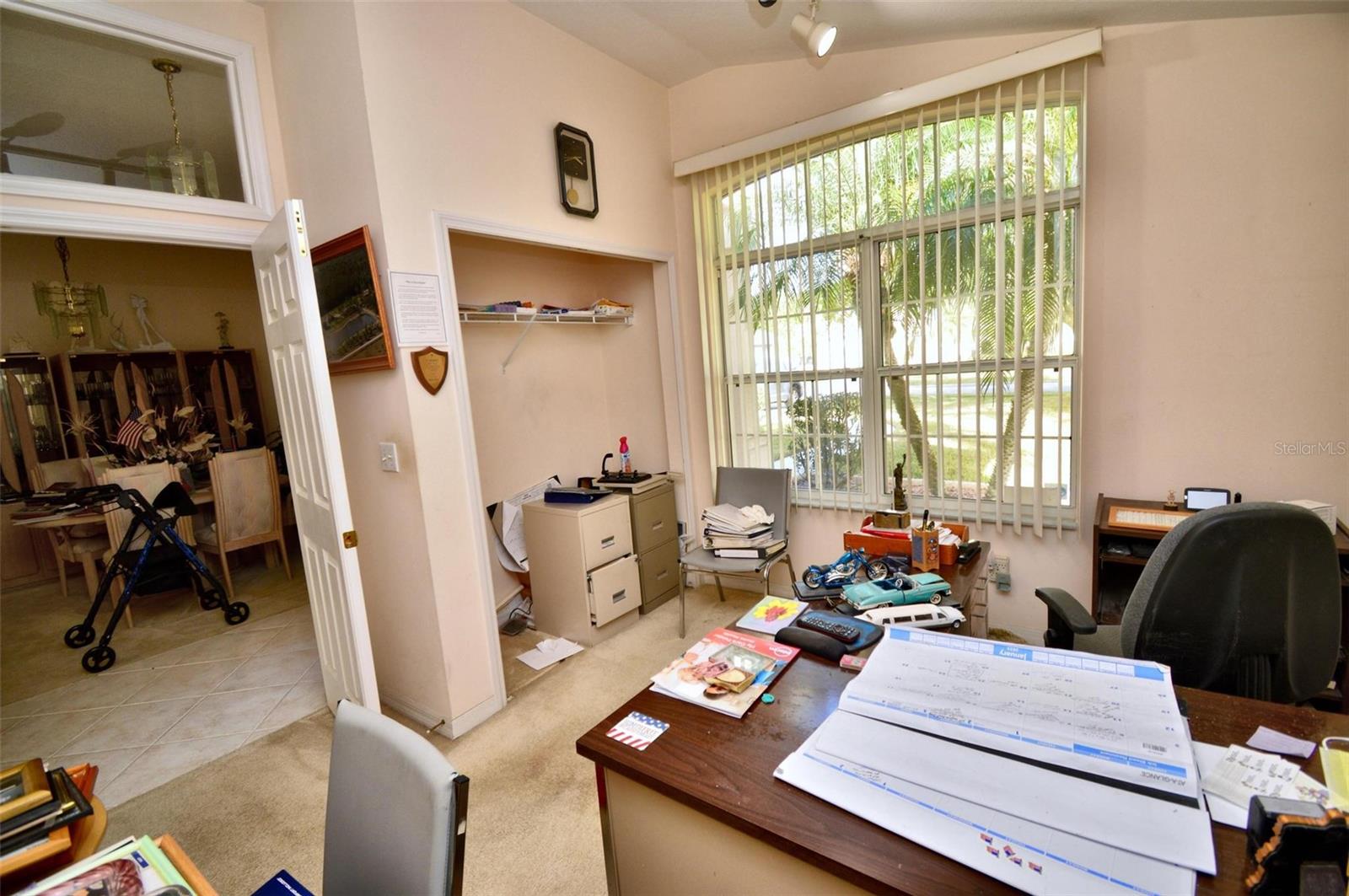 WATERS EDGE PH 08 - Residential