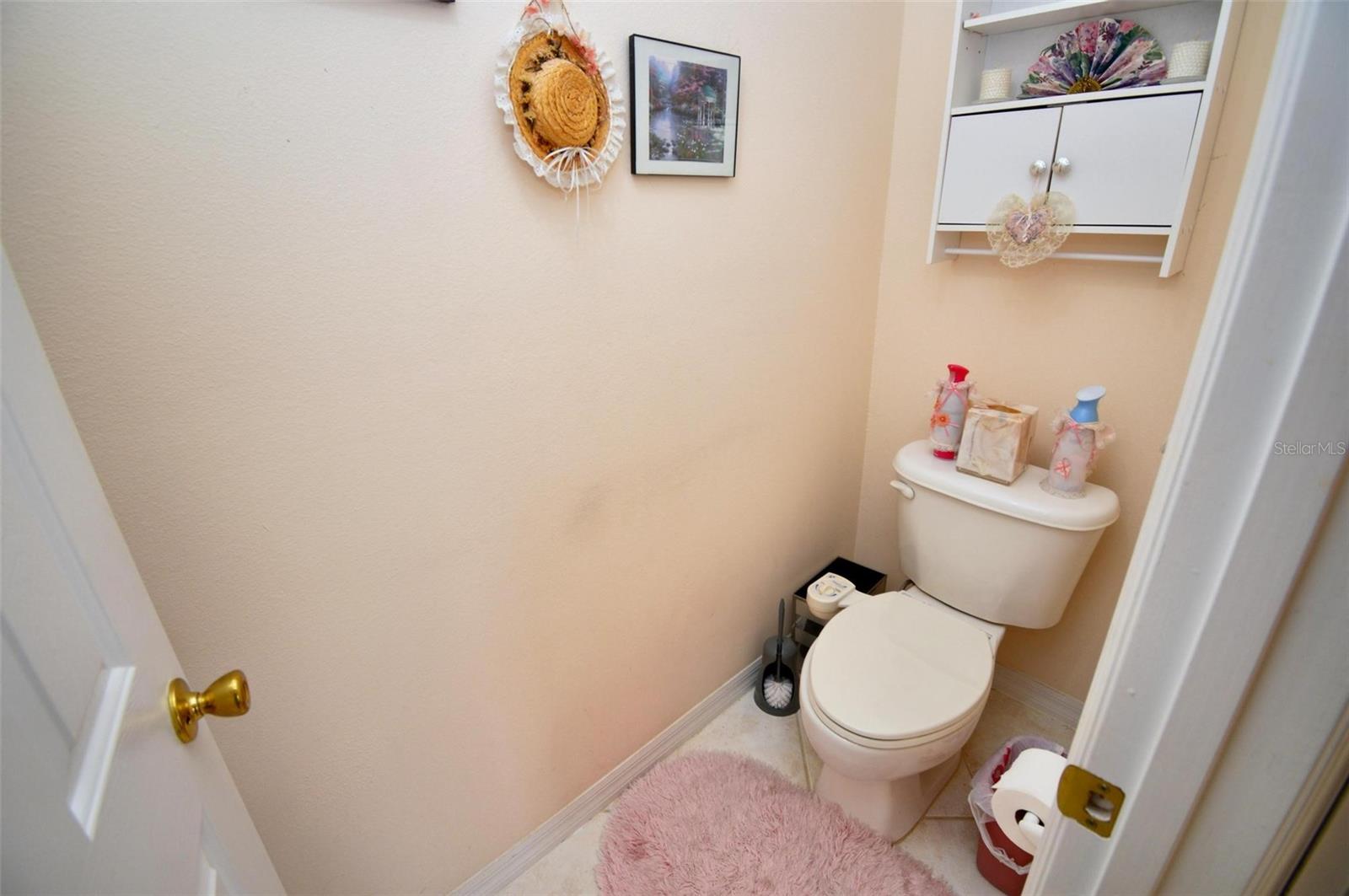 WATERS EDGE PH 08 - Residential