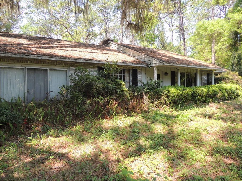 Photo of 2650 SE Highway 41, Morriston, FL 32668 (MLS # OM722593)