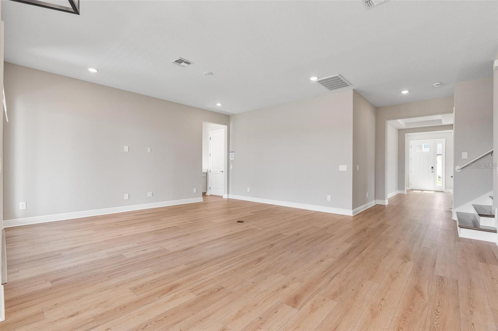 SILVERLEAF RESERVE/HAMLIN PH 2 - Residential Lease