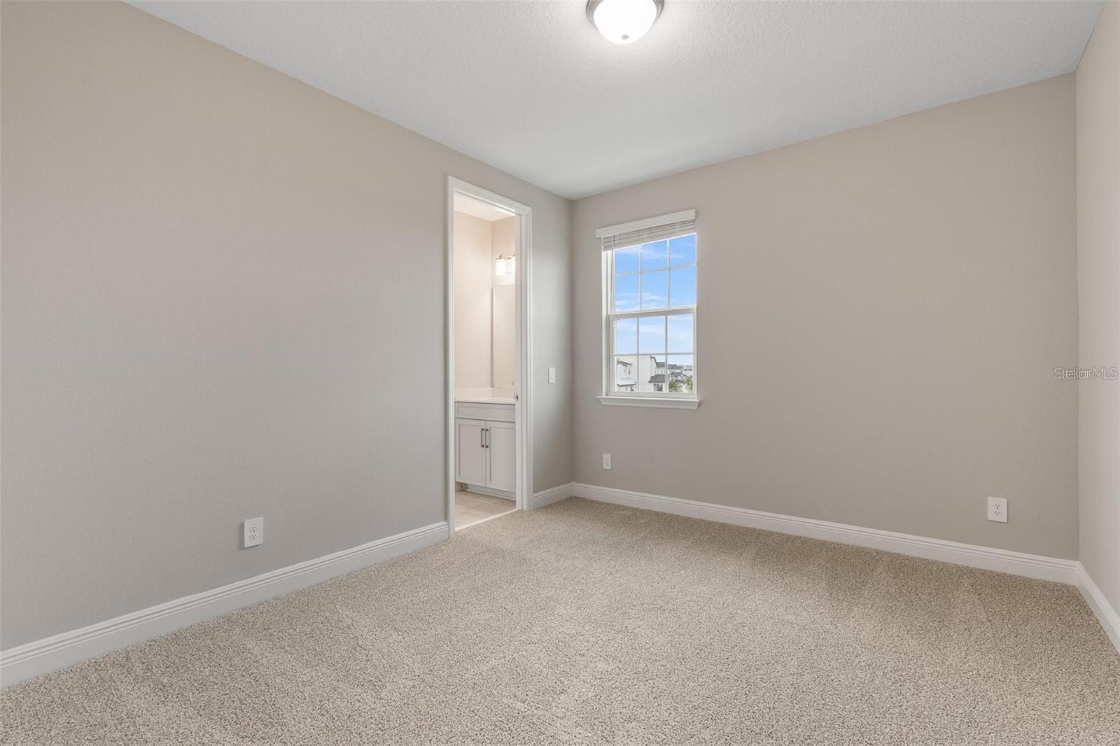 SILVERLEAF RESERVE/HAMLIN PH 2 - Residential Lease