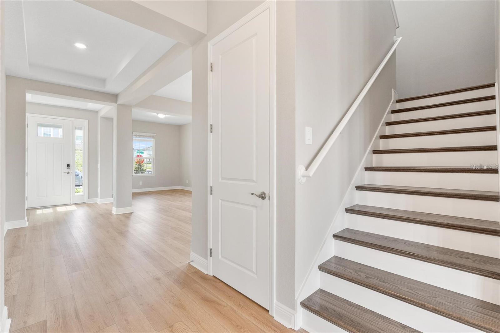 SILVERLEAF RESERVE/HAMLIN PH 2 - Residential Lease