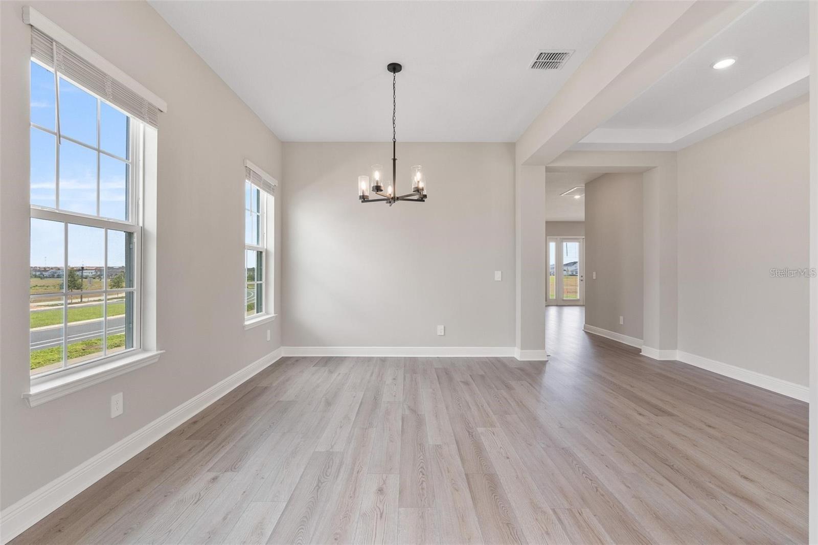 SILVERLEAF RESERVE/HAMLIN PH 2 - Residential Lease