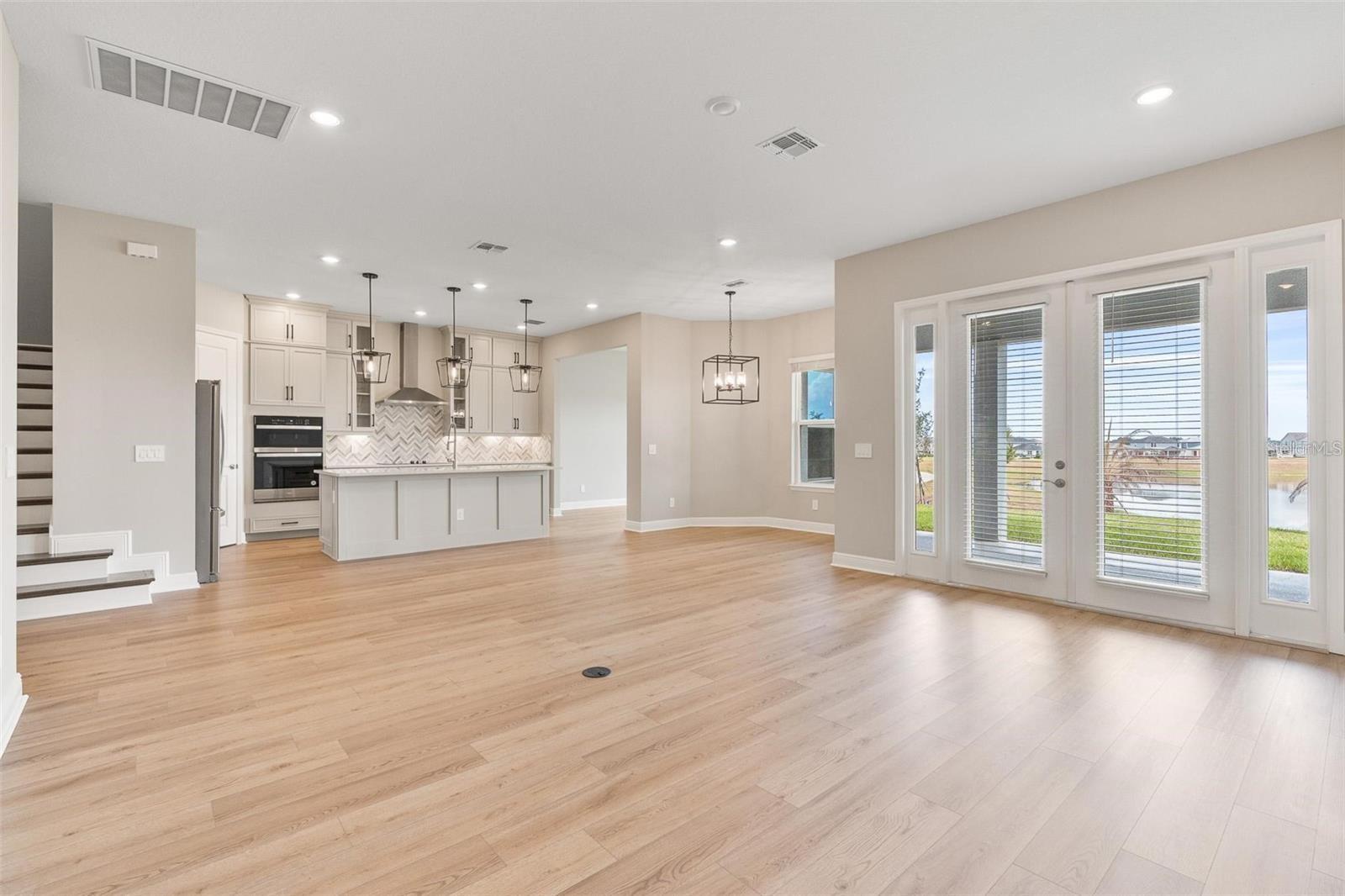 SILVERLEAF RESERVE/HAMLIN PH 2 - Residential Lease