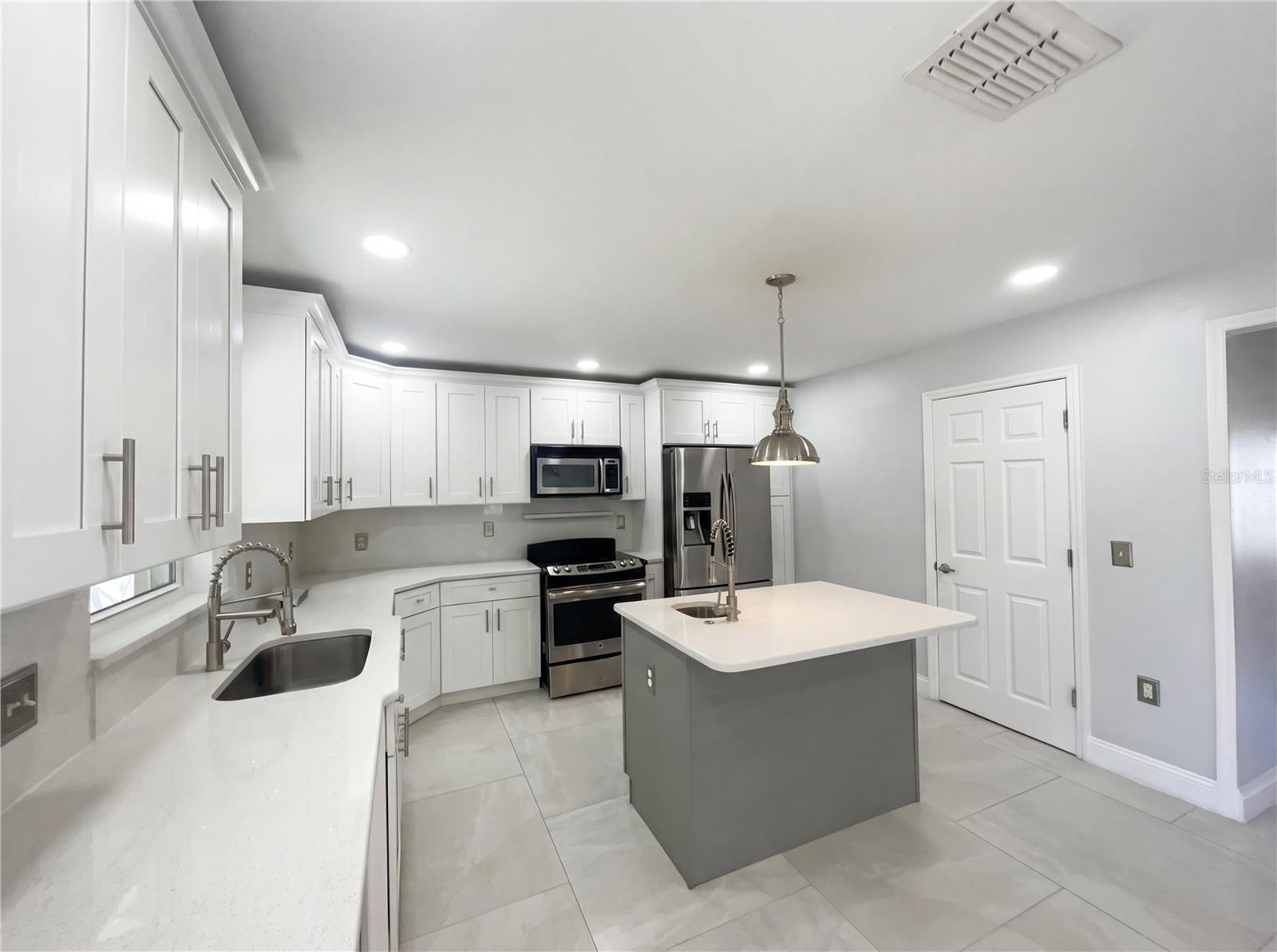 SETTLERS CREEK NORTH - Residential