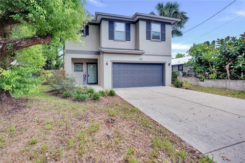 Photo of 2612 E 26th Avenue, Tampa, FL 33605 (MLS # TB8423379)