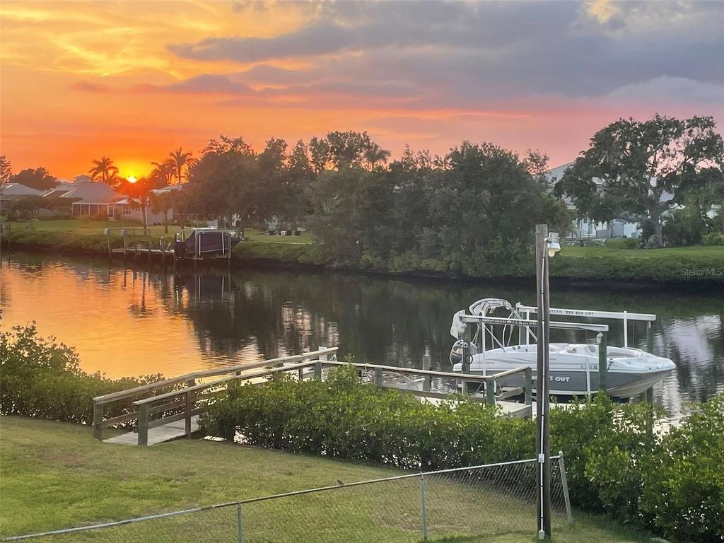 Photo of 904 Lucille Avenue, Nokomis, FL 34275 (MLS # A4647481)