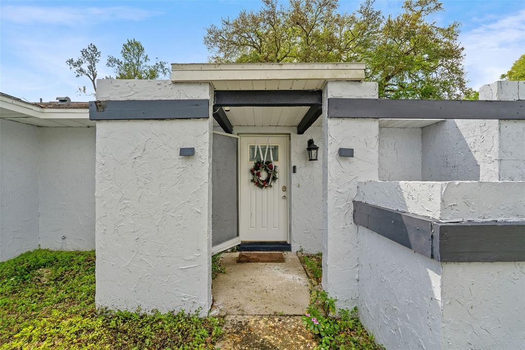 Photo of 128 Euclid Avenue, Seffner, FL 33584 (MLS # TB8488136)