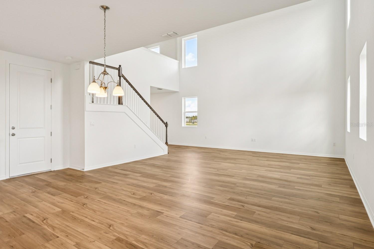 TRAILSIDE - Residential