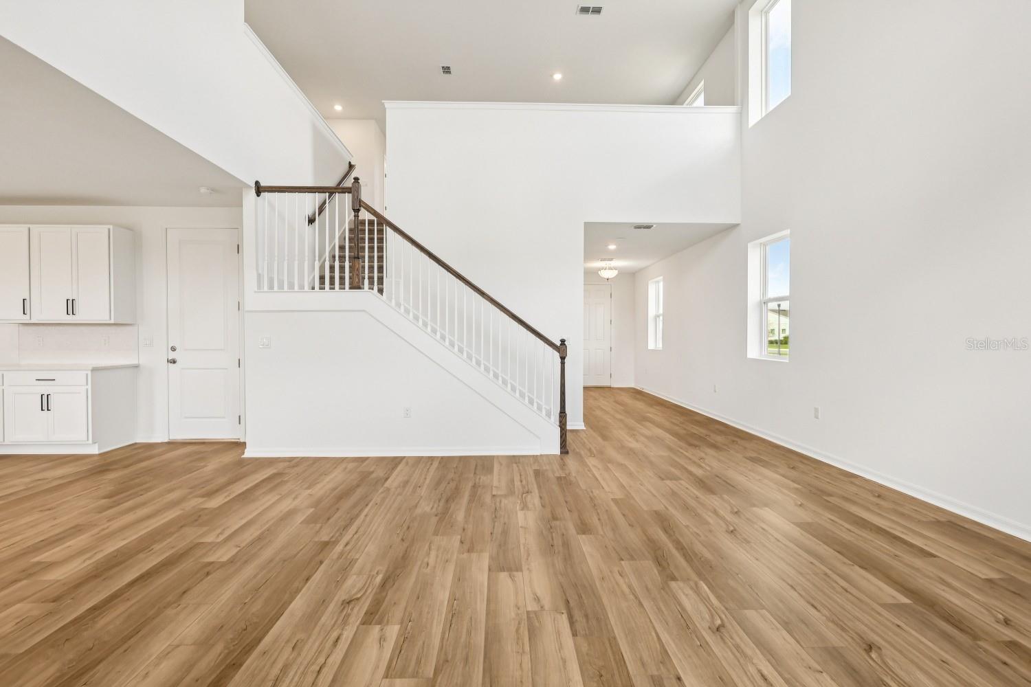 TRAILSIDE - Residential