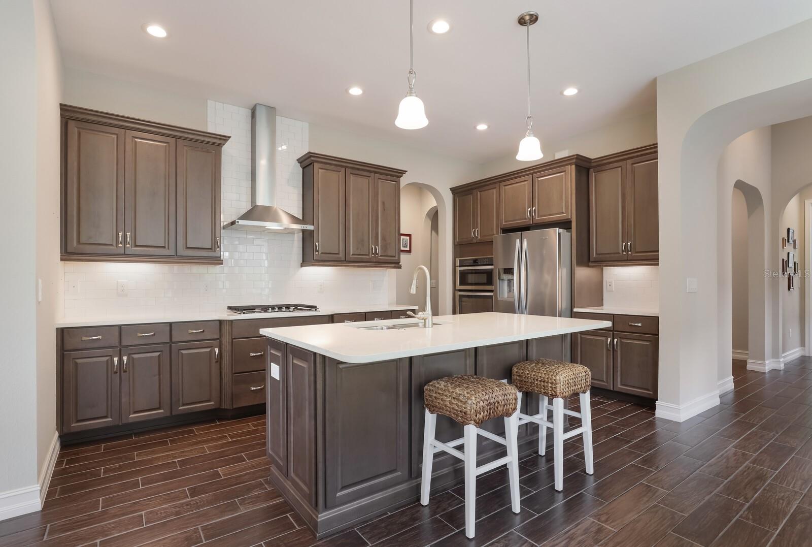 ARBOR GRANDE - Residential