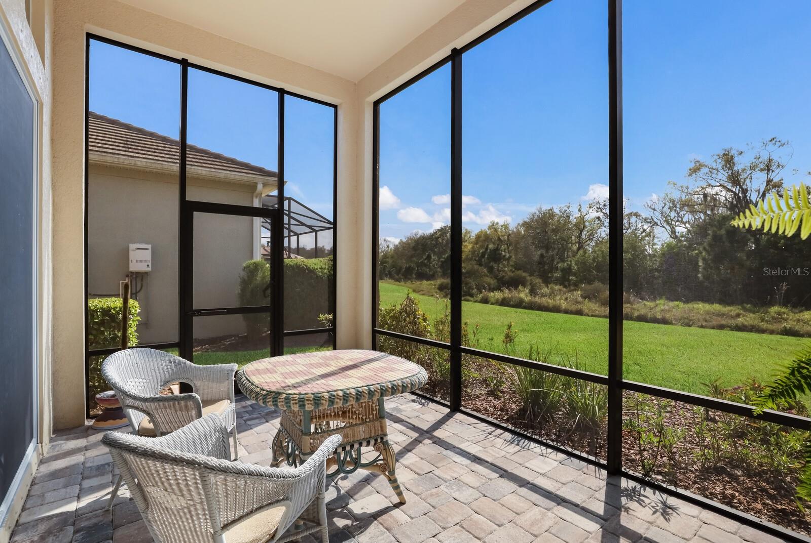 ARBOR GRANDE - Residential