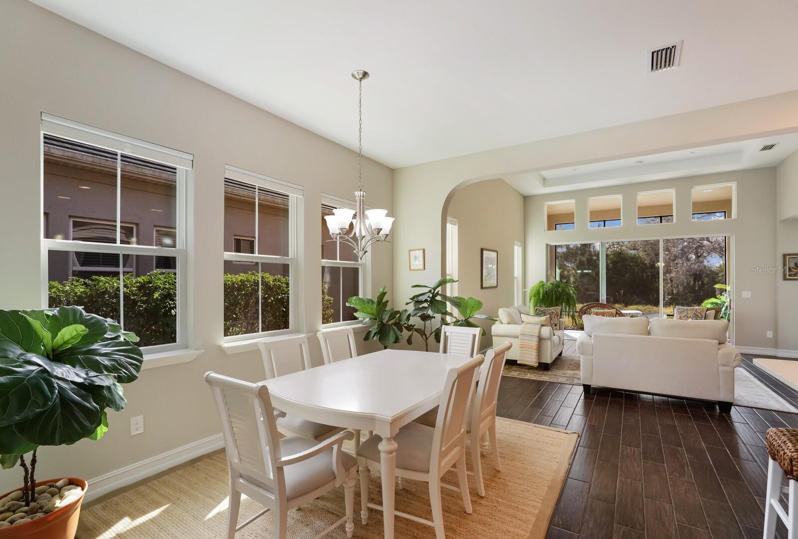 ARBOR GRANDE - Residential