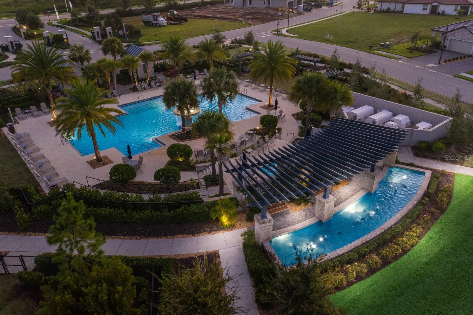 ARBOR GRANDE - Residential