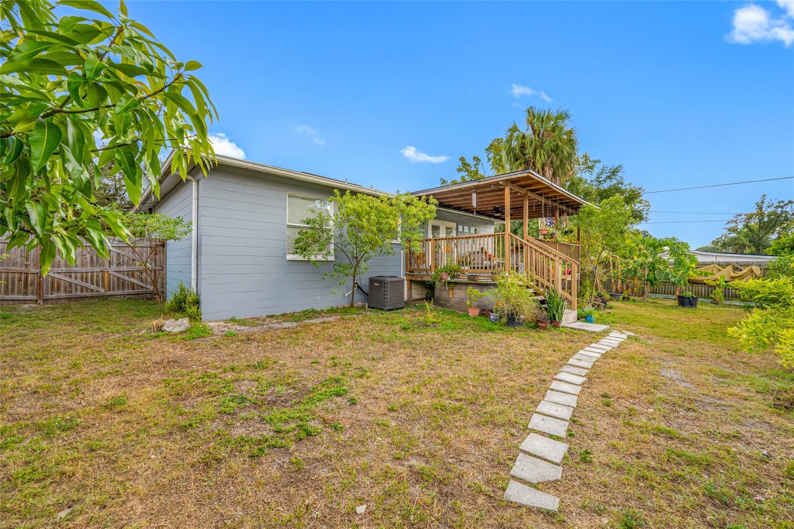 TAMPA OVERLOOK - Residential