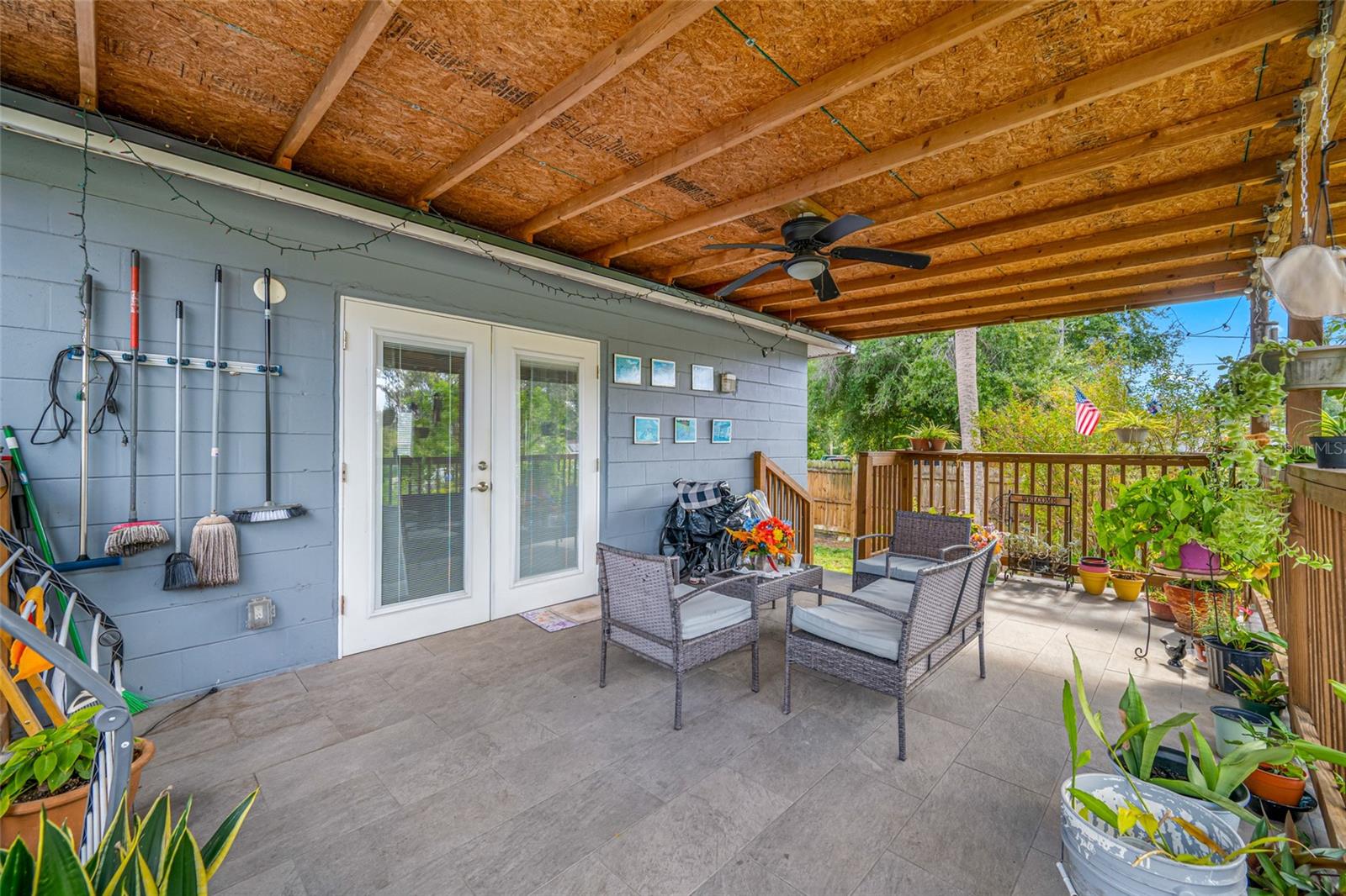 TAMPA OVERLOOK - Residential