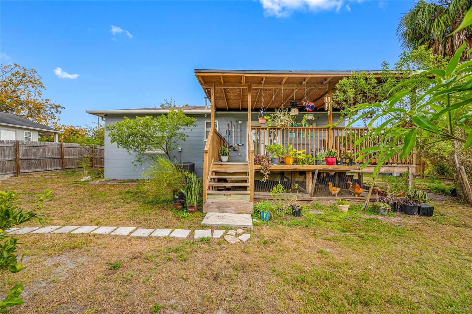 TAMPA OVERLOOK - Residential