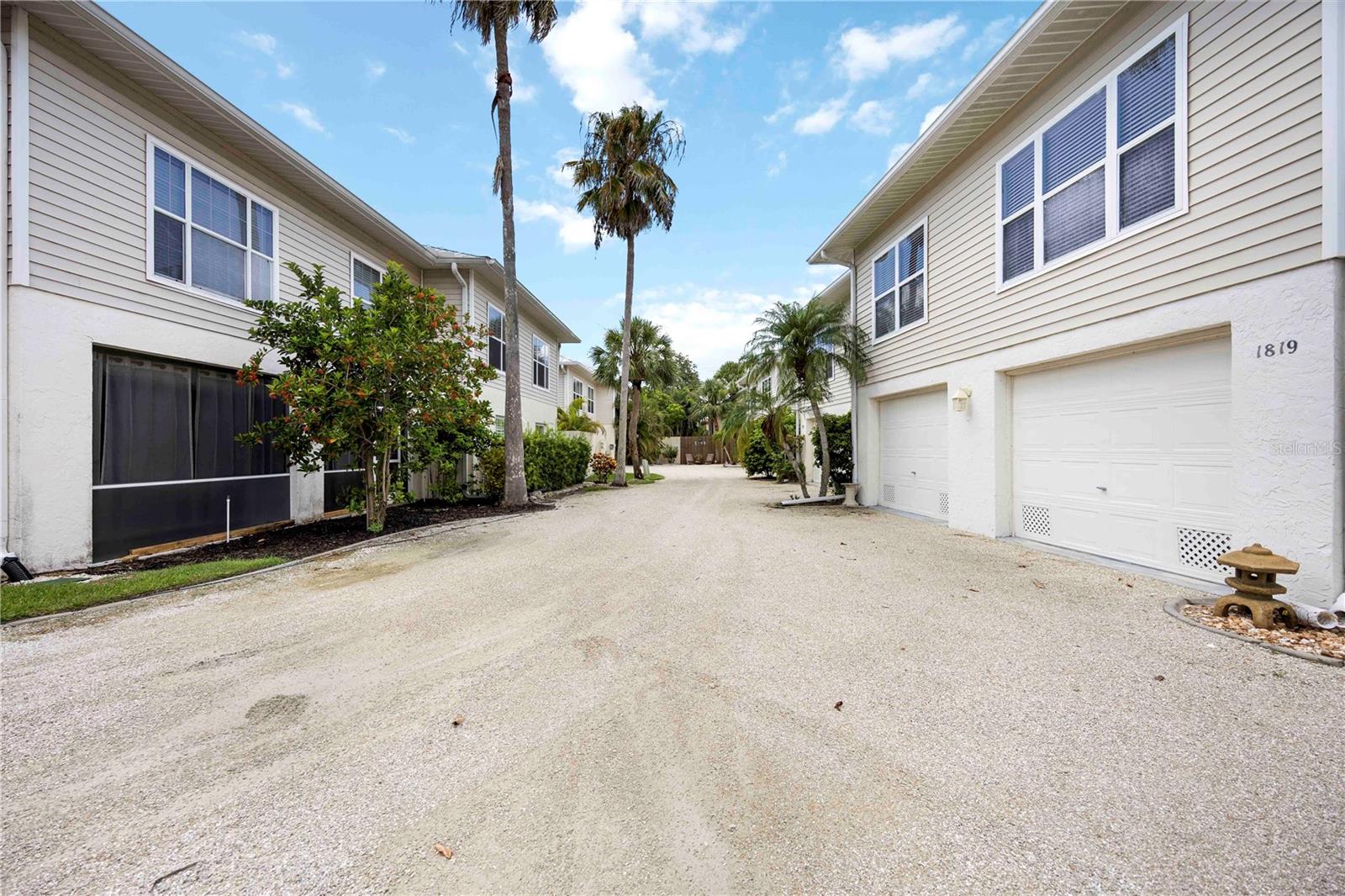 1801 HIGHLAND ROAD