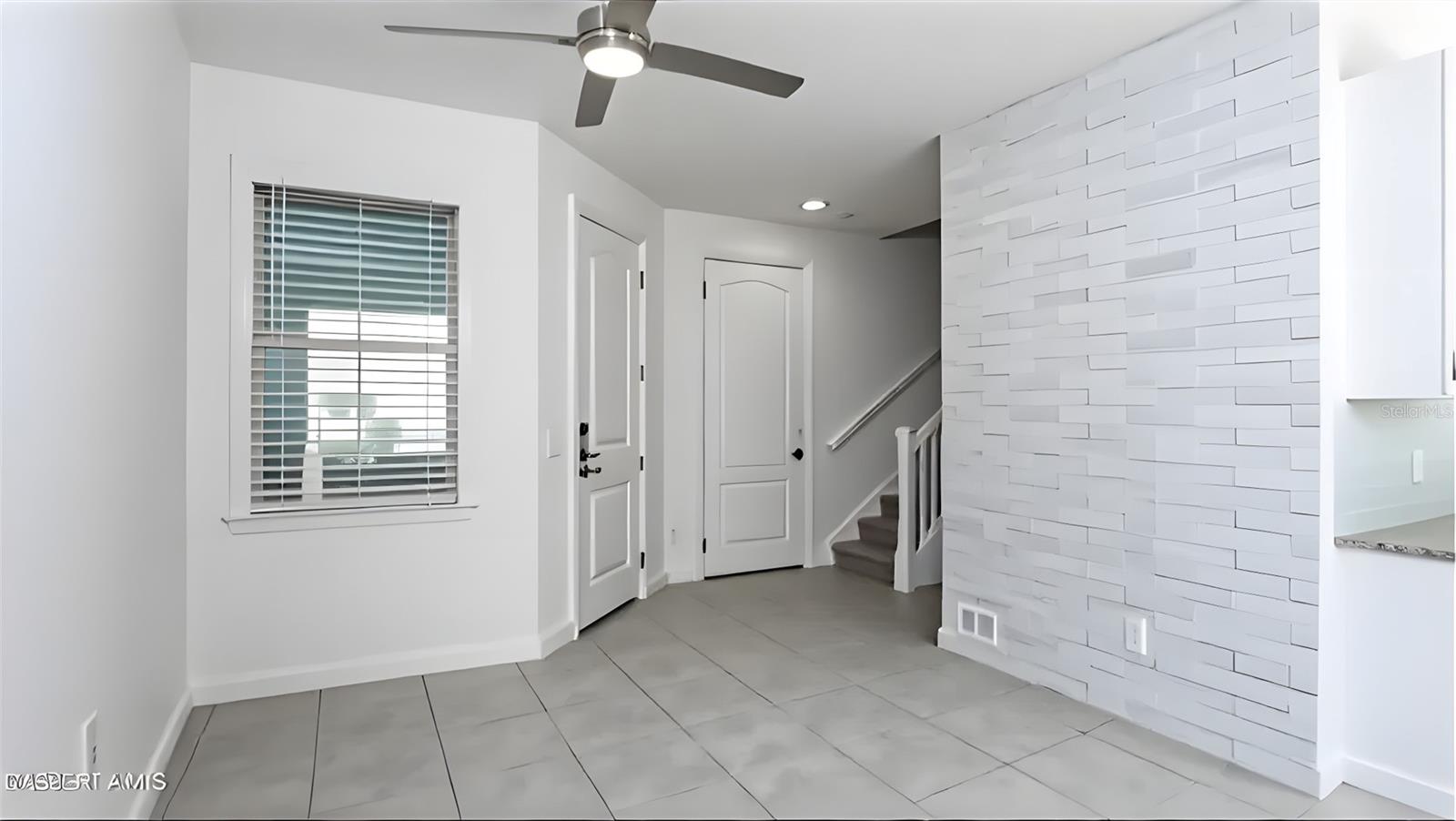 EAGLE CRK VILLAGE L PH 3B - Residential