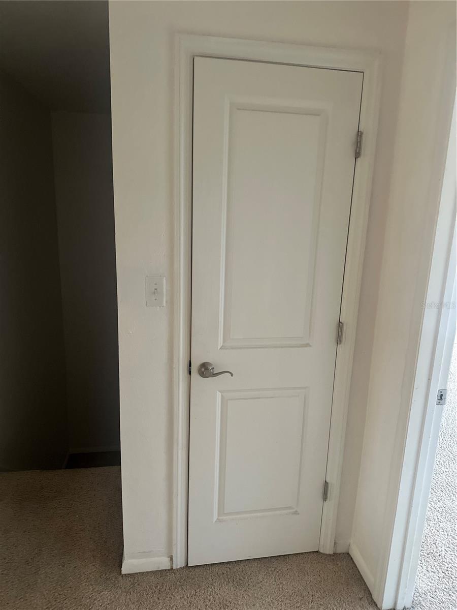 HAWTHORNE RESERVE - Residential Lease