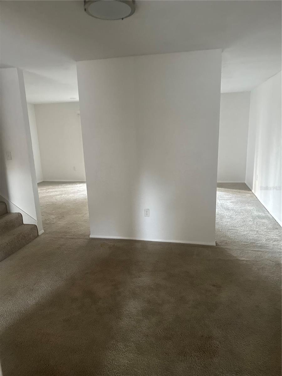 HAWTHORNE RESERVE - Residential Lease