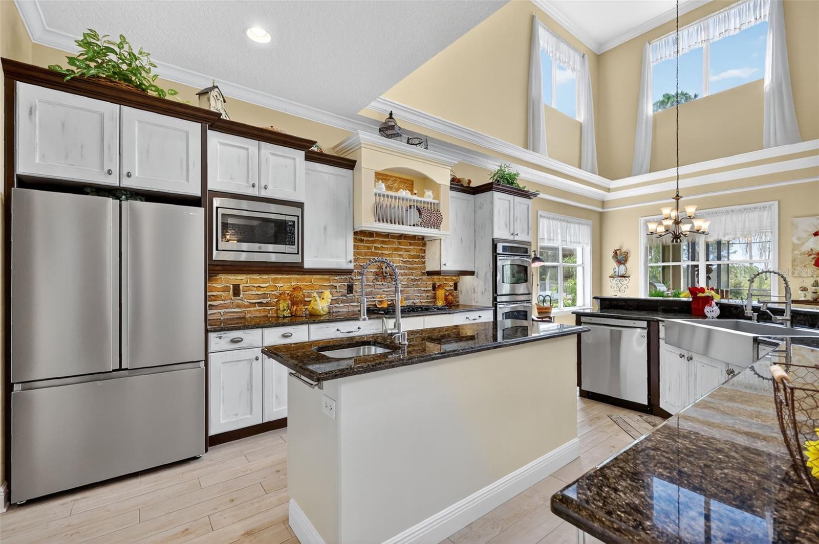 BLUE SPRING RESERVE - Residential